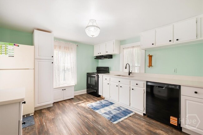 property at 2208 E 56th St