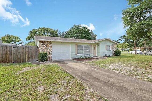 property at 1542 Andover Dr