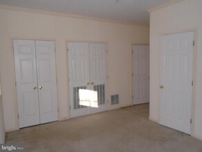 6100 White Marble Ct in Clarksville, MD - Building Photo - Building Photo