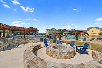 6723 Pinon Canyon in San Antonio, TX - Building Photo - Building Photo