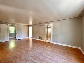 2532-2534 Maffett St in Muskegon Heights, MI - Building Photo - Building Photo