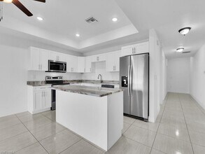 716 Harry Ave S, Unit 718 Harry Ave in Lehigh Acres, FL - Building Photo - Building Photo