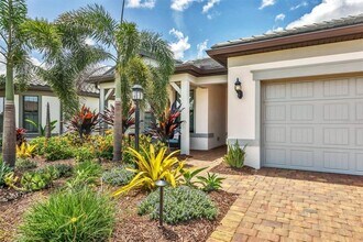 17910 Waterville Pl in Bradenton, FL - Building Photo - Building Photo