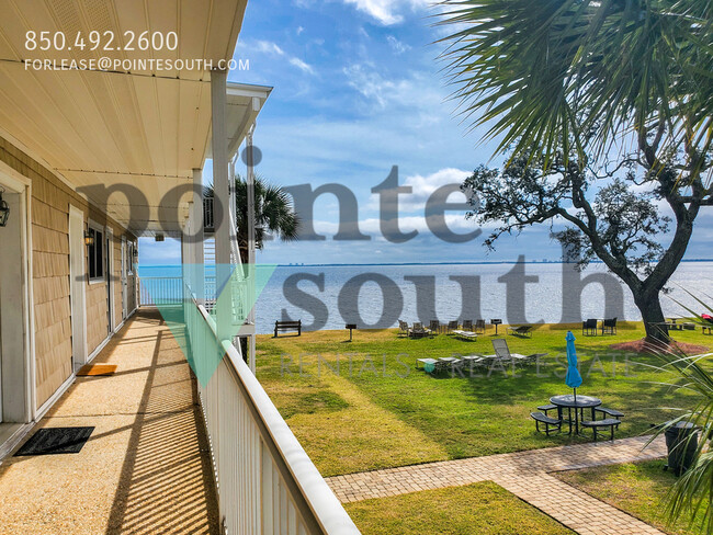 710 Scenic Hwy in Pensacola, FL - Building Photo - Building Photo