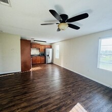 9865 Vernall Ln in Beaumont, TX - Building Photo - Building Photo