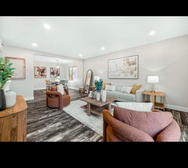 property at 310 Tradewinds Dr