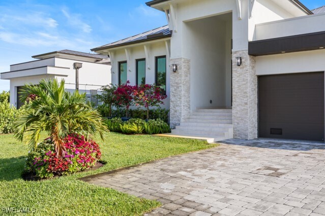 1045 Morningside Dr