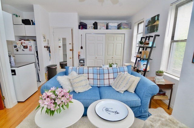 40 St Botolph St in Boston, MA - Building Photo - Building Photo