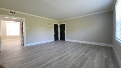 803 Westwood Dr, Unit 1st floor in Clayton, MO - Building Photo - Building Photo