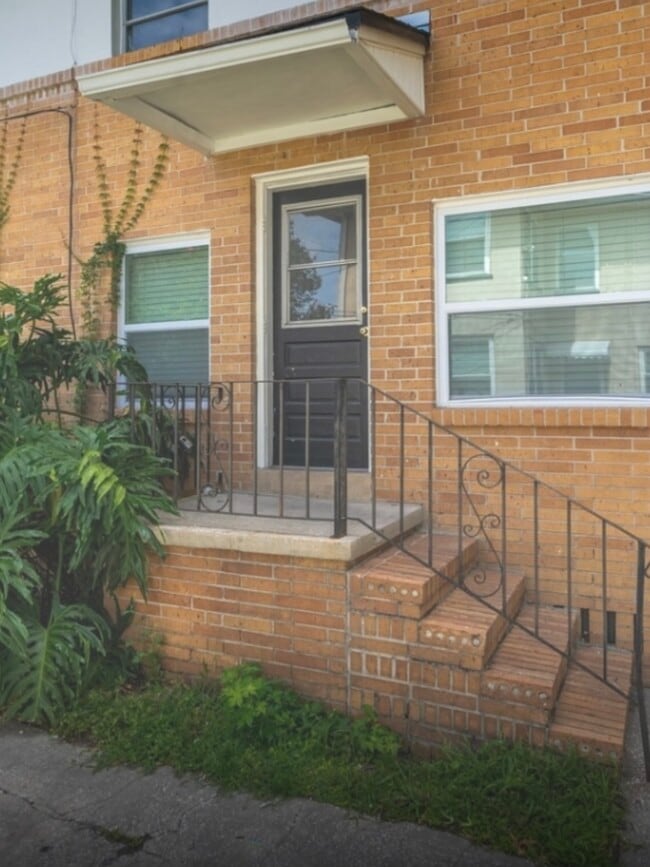 3144 Belden Cir, Unit 3144