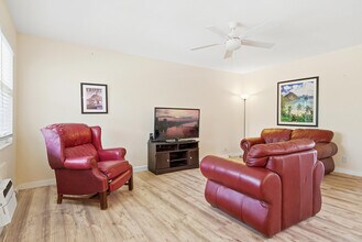 142 Norwich F in West Palm Beach, FL - Building Photo - Building Photo