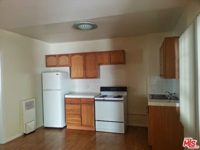 615 N Rossmore Ave in Los Angeles, CA - Building Photo - Building Photo