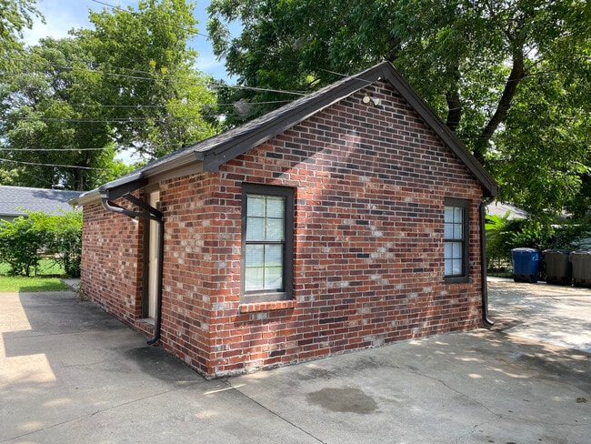property at 101 N Delaware Ave