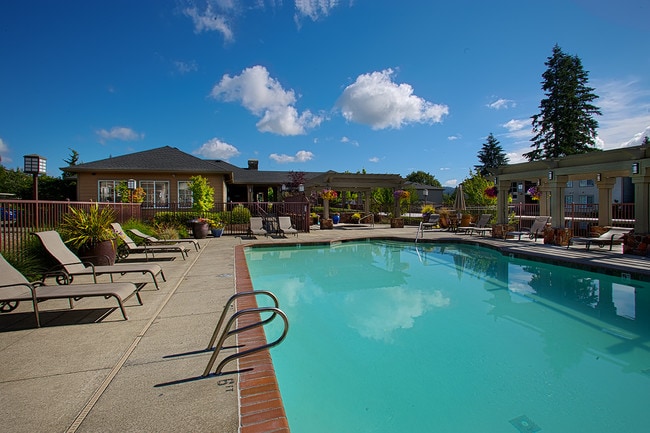 Hawks Ridge Apartments