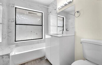 654 West Dr in Delray Beach, FL - Building Photo - Building Photo
