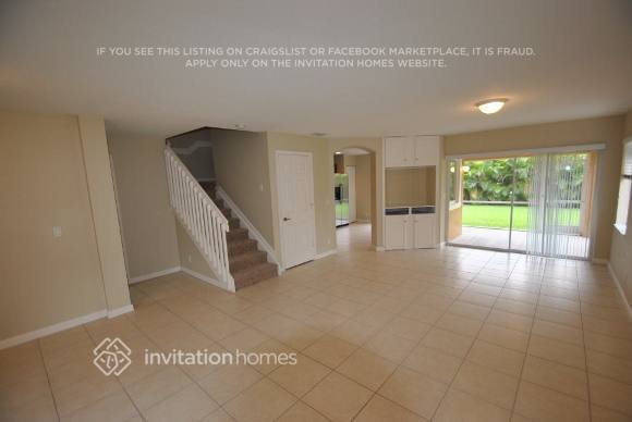 6100 Sugar Loaf Ln in West Palm Beach, FL - Building Photo - Building Photo