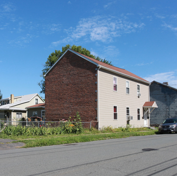 283 Broadway in Watervliet, NY - Building Photo