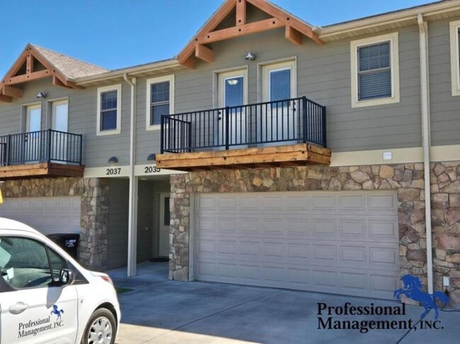 property at 2035 Lake Hills Dr