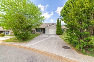 8613 Little Field Way in Knoxville, TN - Building Photo - Building Photo