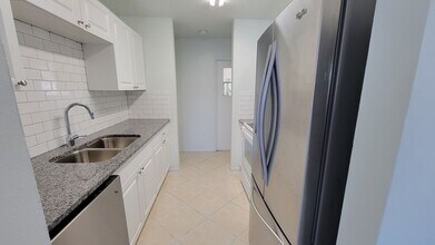 4531 67th St W in Bradenton, FL - Building Photo - Building Photo