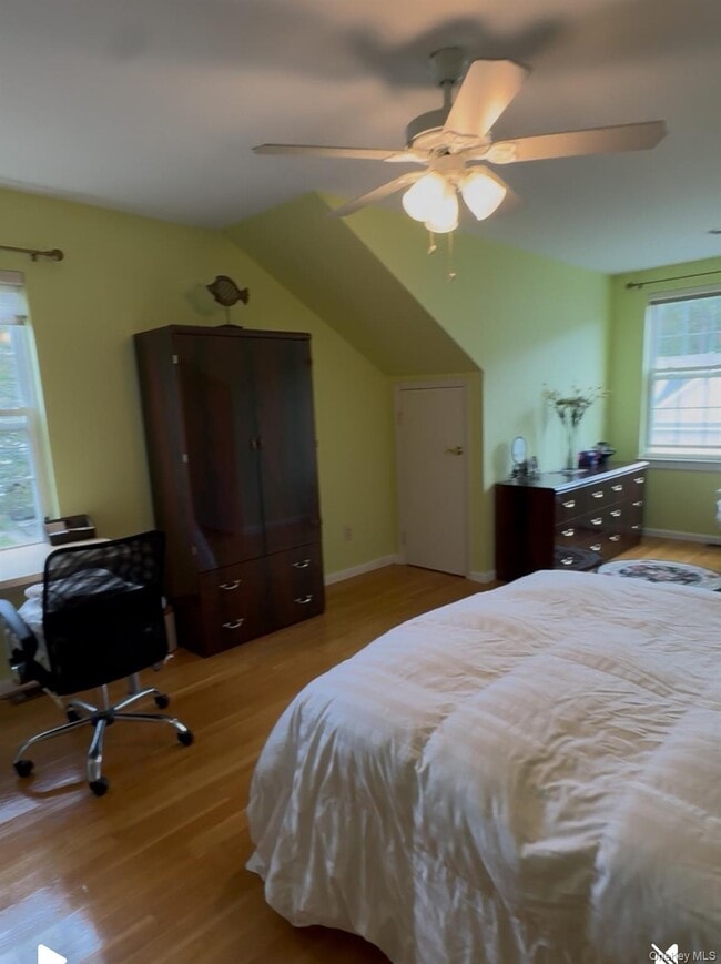 49 Gettysburg Dr in Port Jefferson Station, NY - Building Photo - Building Photo