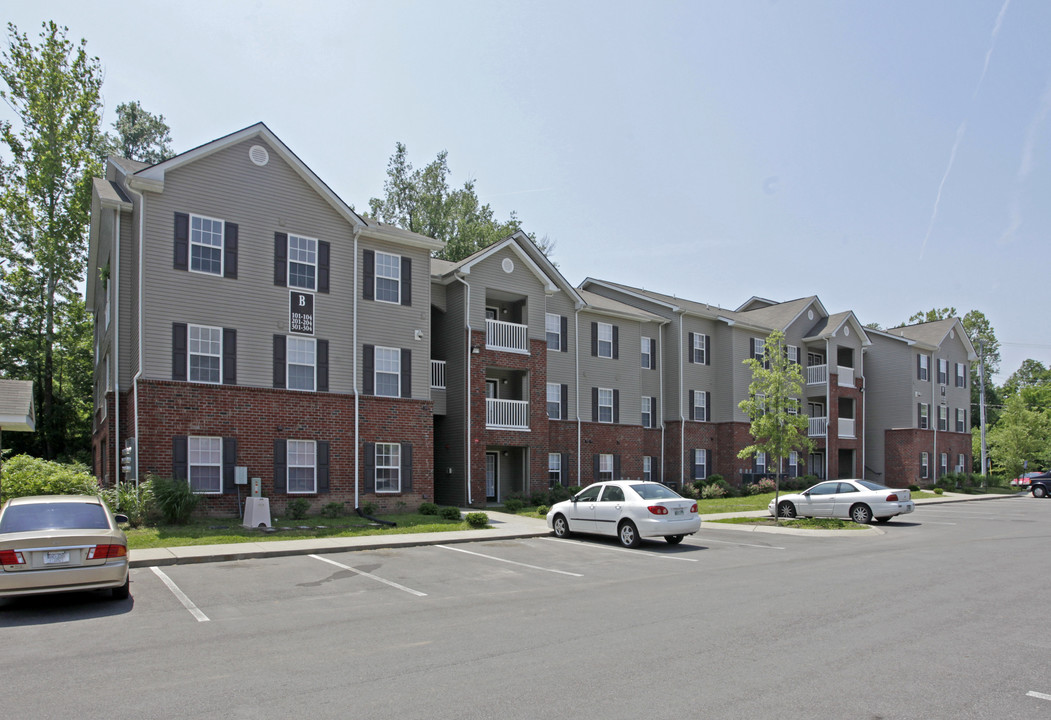 Crossland Manor Apartments in Clarksville, TN - Building Photo