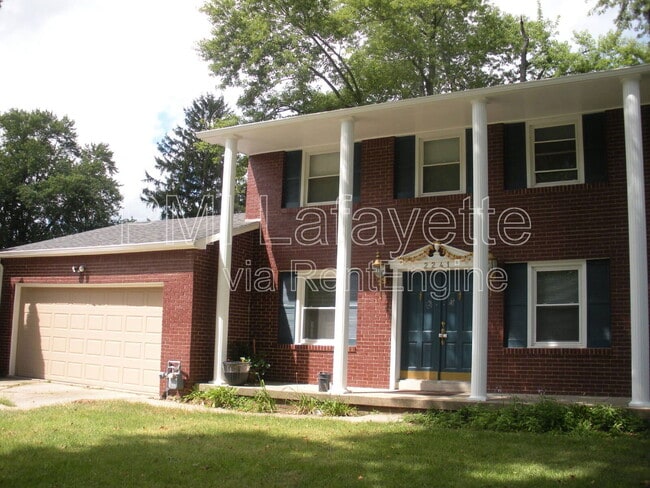 2241 Indian Trail Dr in West Lafayette, IN - Building Photo - Building Photo