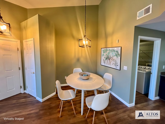 5694 N Gibralter Way in Aurora, CO - Building Photo - Building Photo