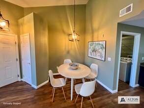 5694 N Gibralter Way in Aurora, CO - Foto de edificio - Building Photo