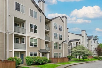 Montebello in Kirkland, WA - Foto de edificio - Building Photo
