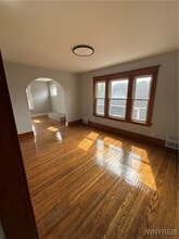 44 Magnolia St in Buffalo, NY - Building Photo - Building Photo