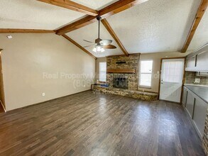 2108 77th St in Lubbock, TX - Building Photo - Building Photo