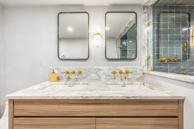 57 Fulton St, Unit 2 in Boston, MA - Building Photo - Building Photo