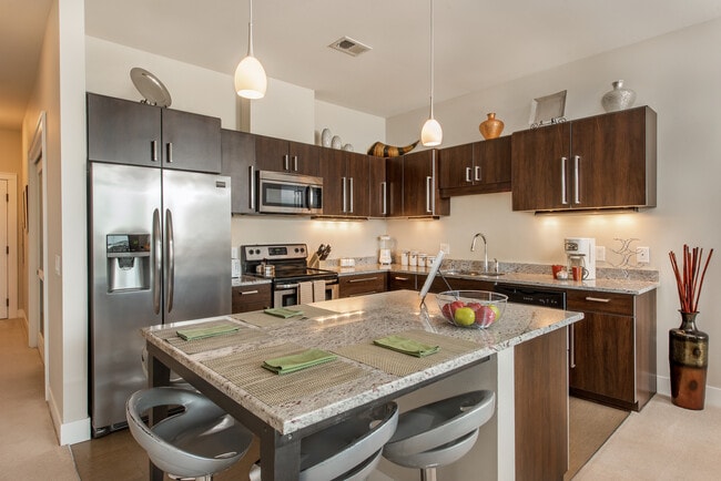 LightHorse 4041 in Shorewood, WI - Building Photo - Interior Photo