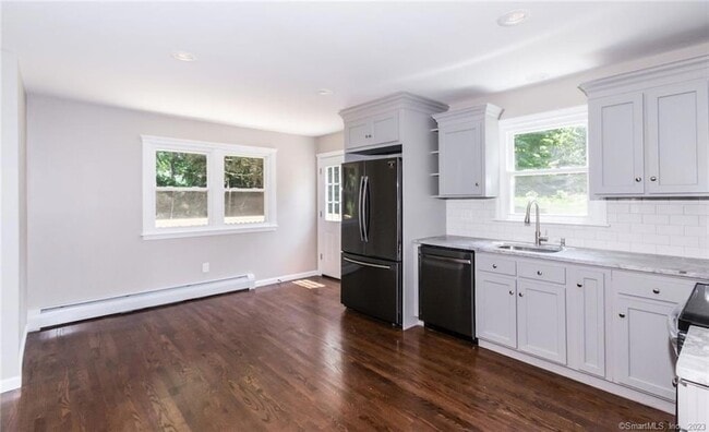 6 Rham Rd, Unit 2 in Hebron, CT - Building Photo - Building Photo