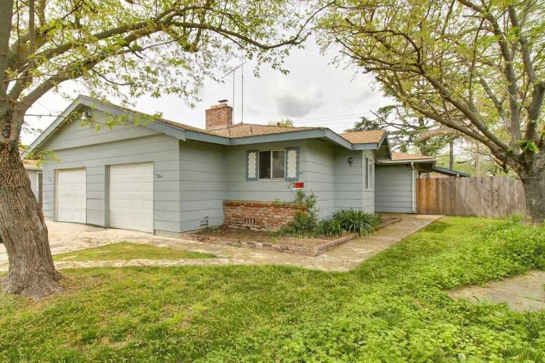 7304 Arleta Ct in Sacramento, CA - Building Photo