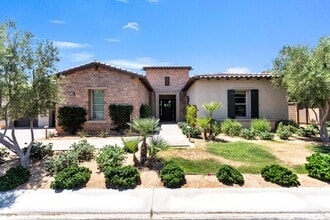 81805 Four Seasons Pl in La Quinta, CA - Building Photo - Building Photo