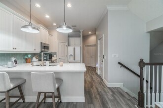 3162 Moorings Dr S in St. Petersburg, FL - Building Photo - Building Photo