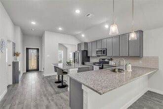5614 Silverleaf Oak Ln in Houston, TX - Building Photo - Building Photo