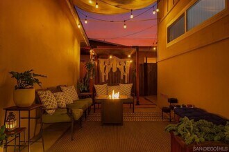 1818 Diamond St in San Diego, CA - Building Photo - Building Photo