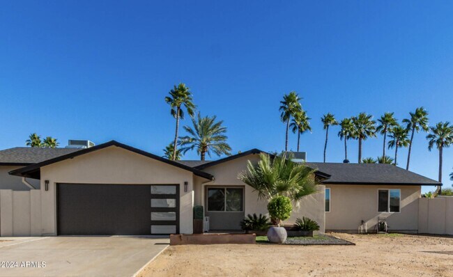 property at 5129 E Presidio Rd