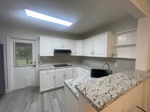 465 Laurina St in Jacksonville, FL - Building Photo - Building Photo