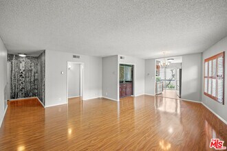 1122 Peck Dr in Los Angeles, CA - Building Photo - Building Photo