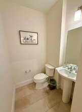 7 Lily Pond Ln in Lexington, MA - Building Photo - Building Photo