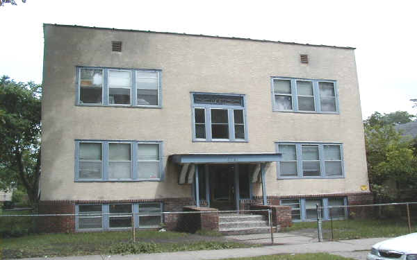 3741-3743 1st Ave S in Minneapolis, MN - Foto de edificio - Building Photo