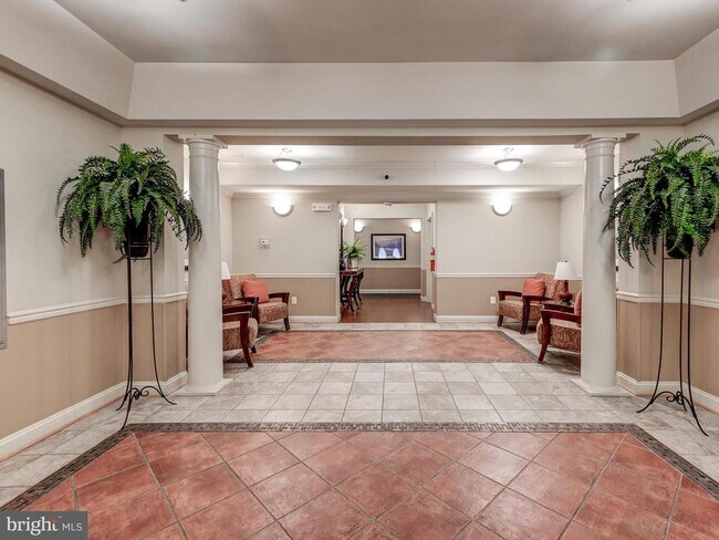 7101 Travertine Dr in Baltimore, MD - Building Photo - Building Photo