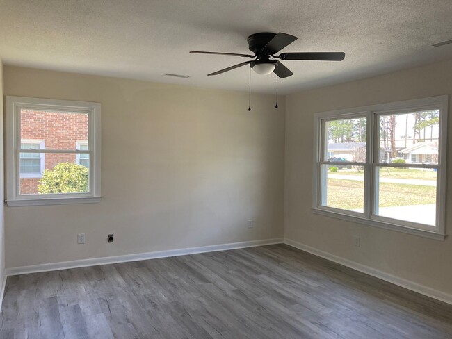 2913 Monroe Dr in New Bern, NC - Building Photo - Building Photo