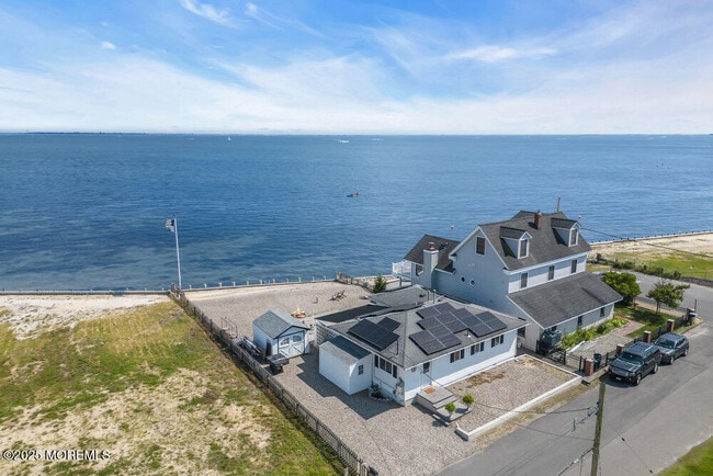 property at 4 Pirate Dr
