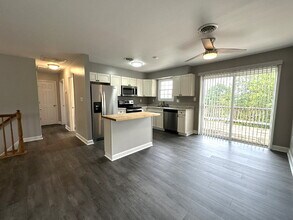317 Luther Dr in Westminster, MD - Building Photo - Building Photo