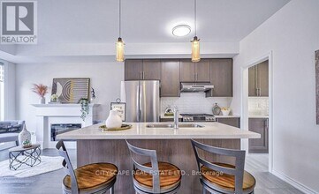 20 Fred Wolstenholme Dr. in Markham, ON - Building Photo - Building Photo